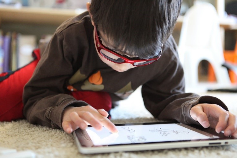 3 Ways You Can Integrate Technology Into Your Children's Education
